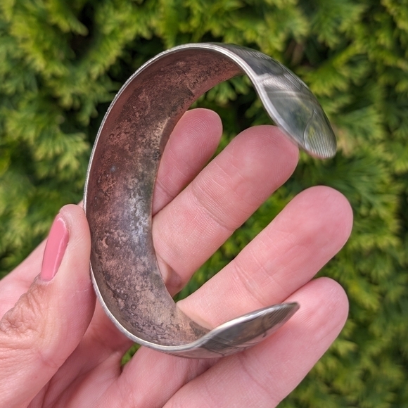 Moroccan Women's Cooperative Handmade Berber Silver Etched Cuff Bracelet - Picture 7 of 8